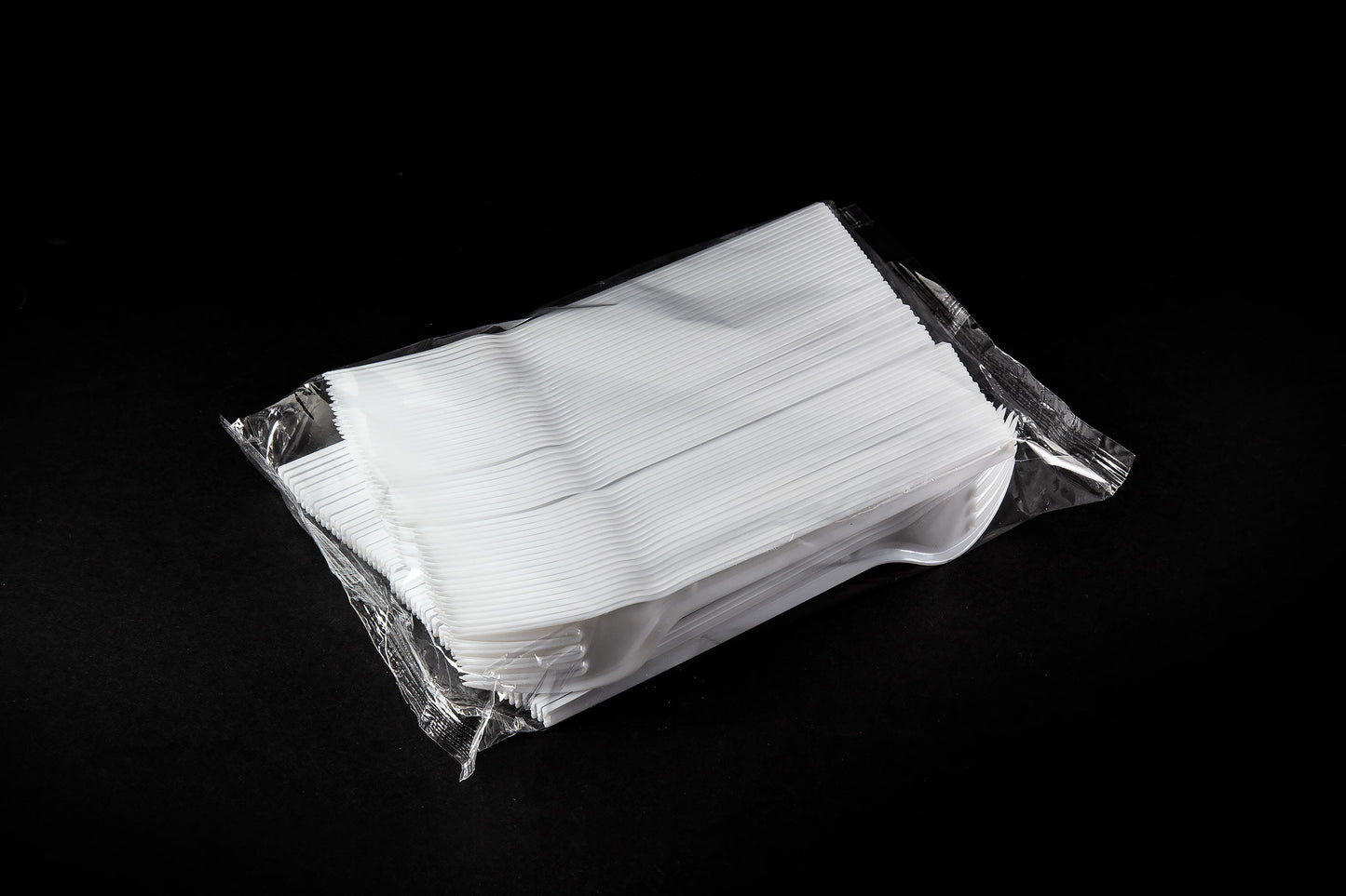 Pirunj Plastikë të Bardhë për Një Përdorim - 50 cope - Paketoje